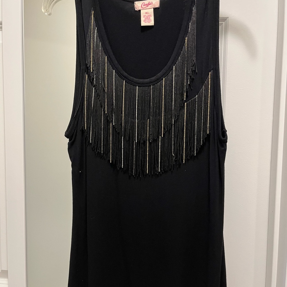 Cute black fringe tank